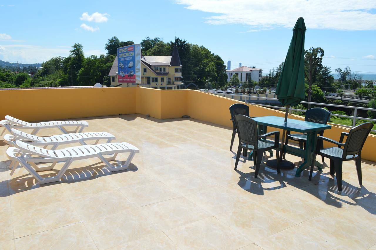 Hotel Buta Batumi Exterior foto
